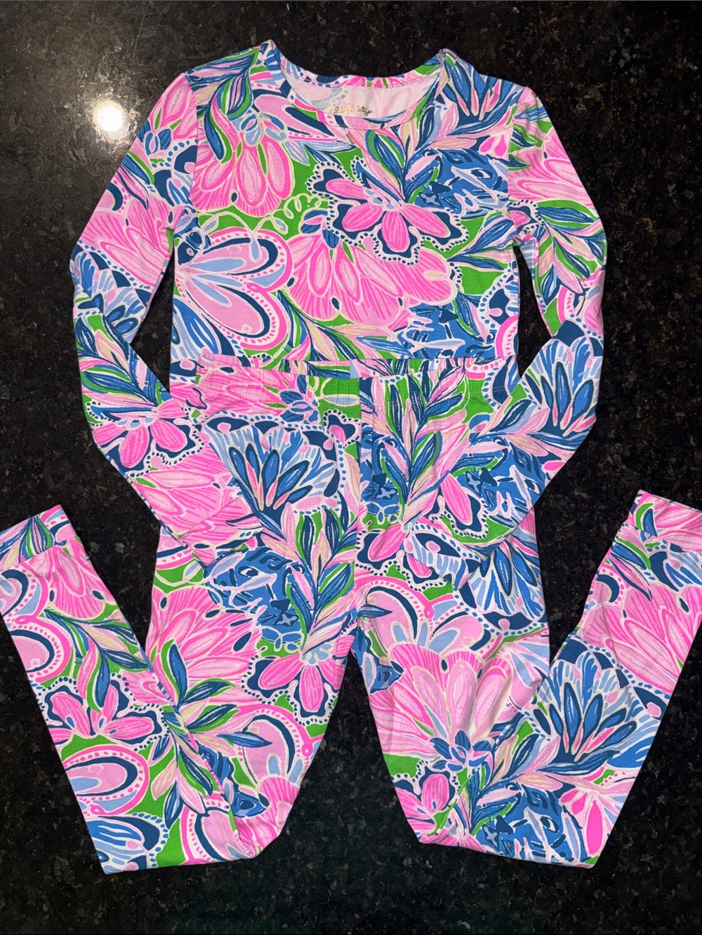 Lilly Pulitzer Pink Snug Fit Blue Green Floral Pajama Set Never Worn